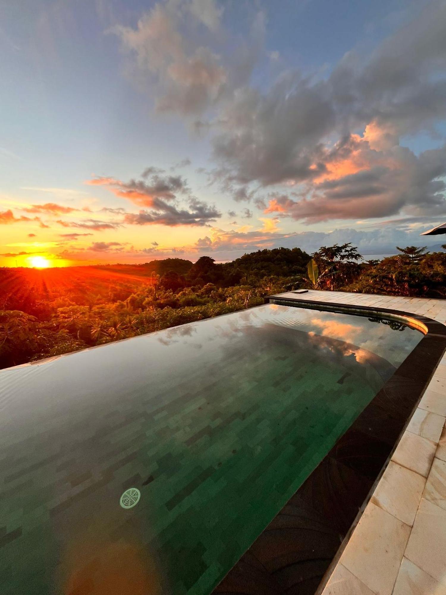 Kubuhill Sunset Bungalow Toyapakeh Kültér fotó